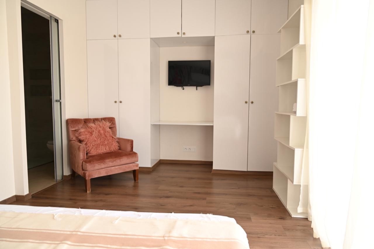 Villa Enzo — WhatsApp Image 2026-02-06 at 12.49.05 (7).jpeg